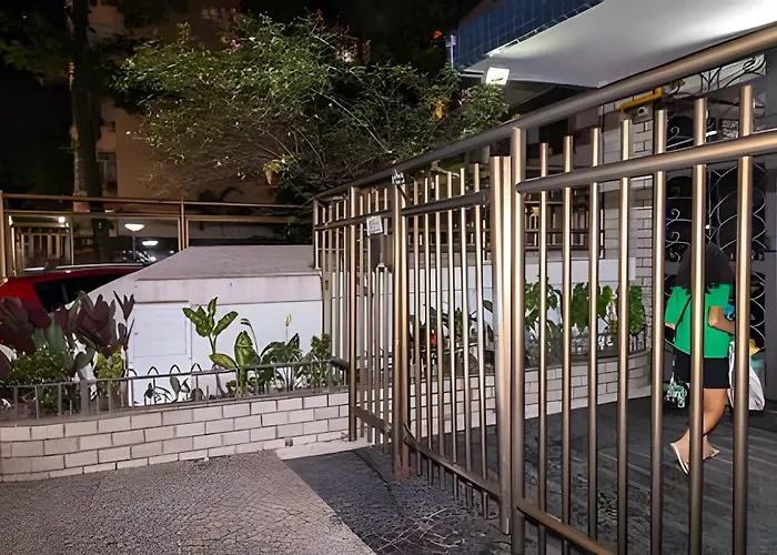 Studio Completo no Flamengo - 400m do metrô Rio de Janeiro